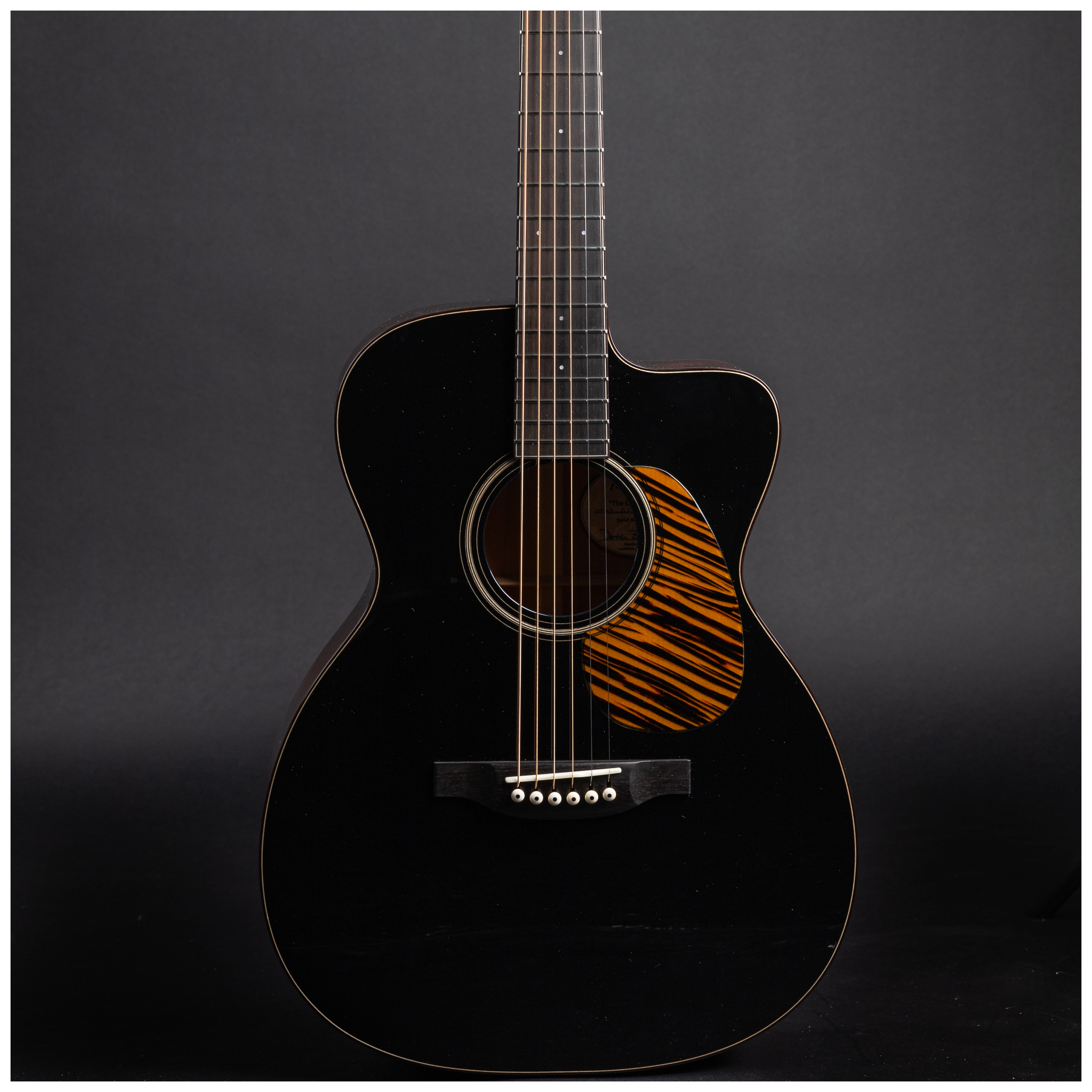 Bourgeois Guitars The Champ 00 Black 26